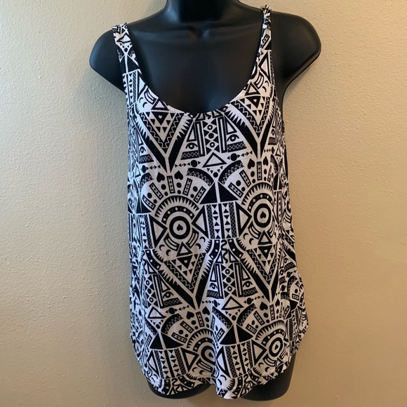 Divided Tank Top - Picture 1 of 2